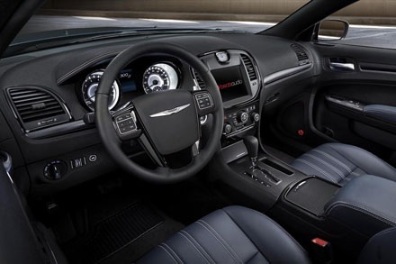 Chrysler 300S 2014 ra mắt tại quê nhà - 7 Chrysler 300S 2014 ra mắt tại quê nhà